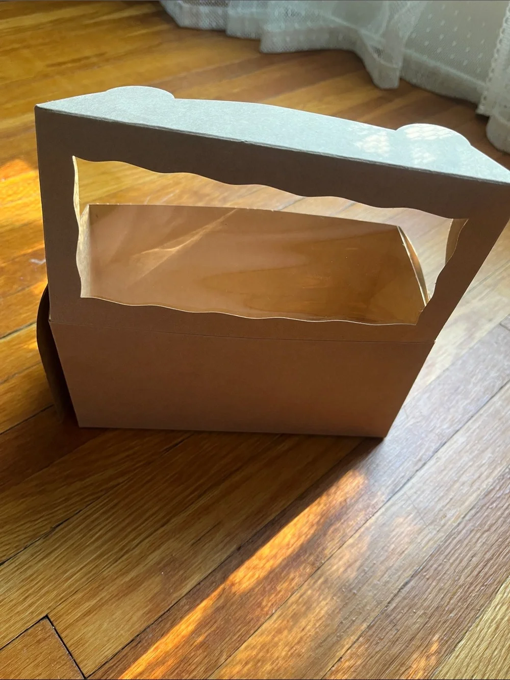 8” x 4” x 4” cardboard baked good box with window 40 ct